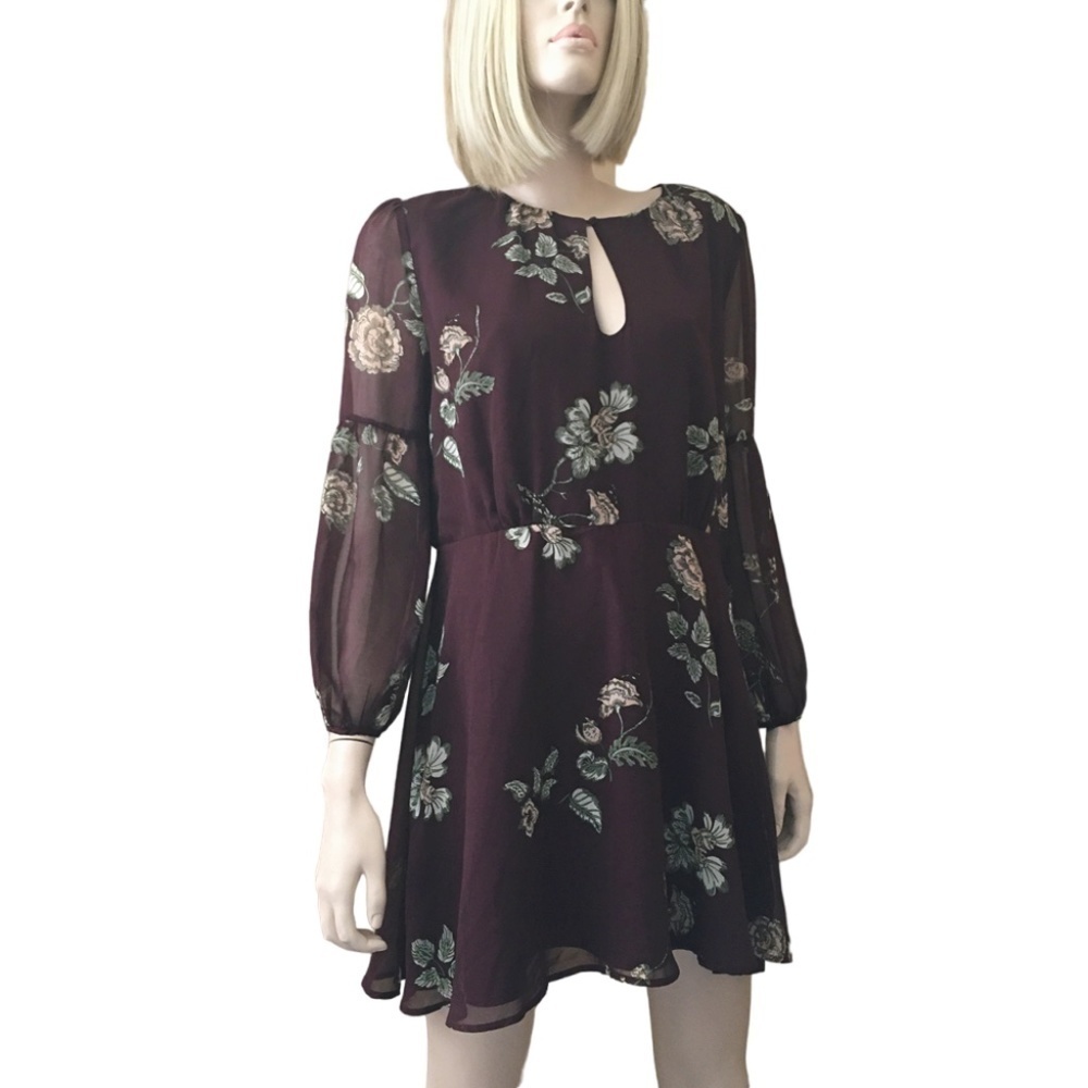 BB Dakota Boysenberry Dress La Vie En Rose Floral Print Keyhole front Versatile